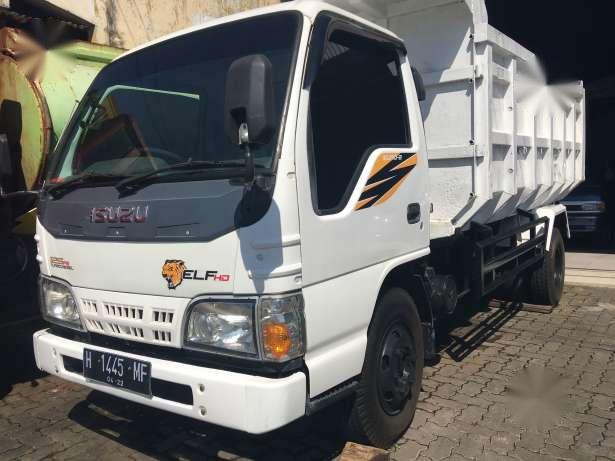 Dijual Mobil Isuzu Elf Nkr 71 Hd E2 2 Harimau Dump Tahun 2013 2515056