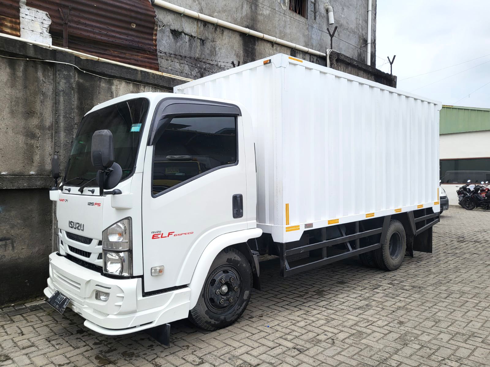 Mulus Ac Banbaru Murah Cdd Isuzu Elf Ps Nmr Box Besi Nmr