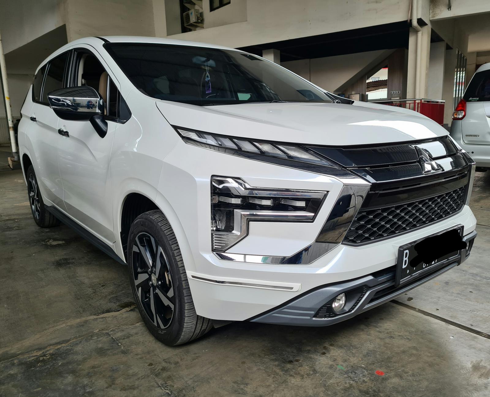 Mitsubishi Xpander Ultimate At Matic Putih Km Rban