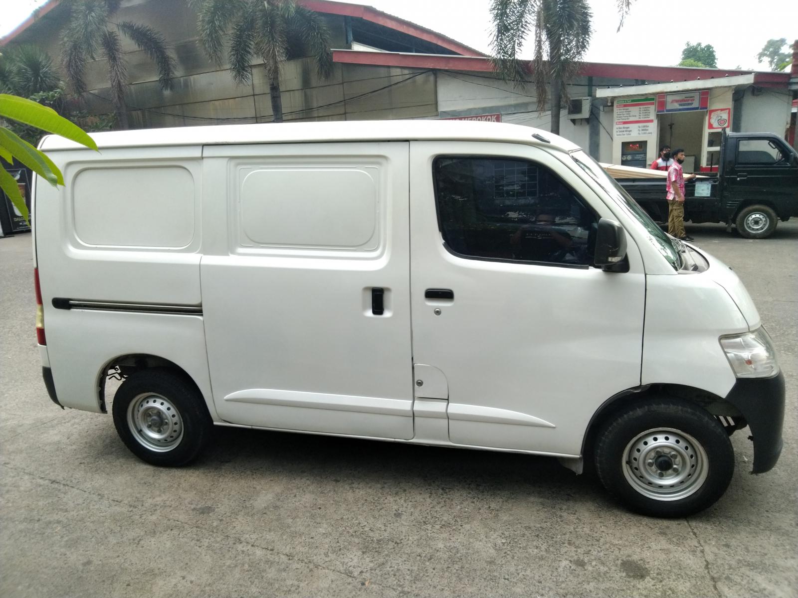 Daihatsu Gran Max Blind Van