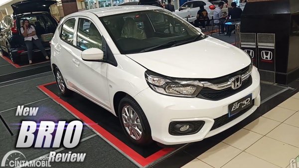 Ketahui Hal Ini Dulu Sebelum Memodifikasi Mobil Honda Brio Putih