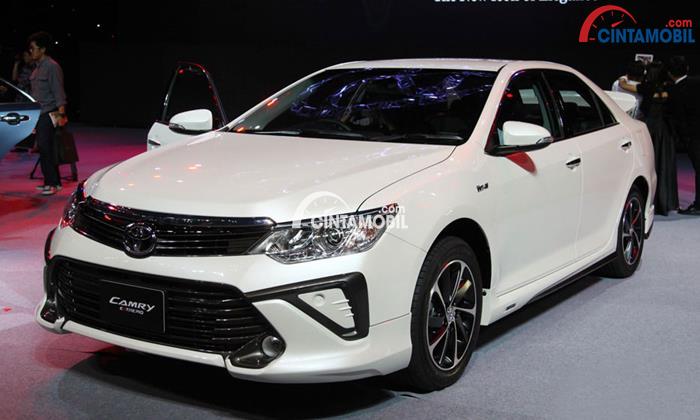 Review Toyota Camry 2016 Indonesia