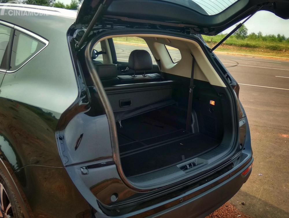 1.5 cvt luxury. Обзор 1.5t CVT Luxury багажник.