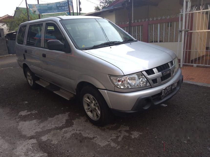  isuzu  4x4 suv Mobil  Bekas  Waa2 