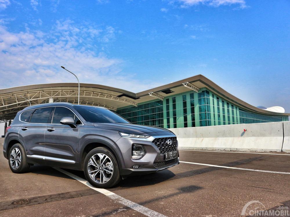 Review Hyundai All New Santa Fe 2018: Identitas Baru SUV 7-Seater ...