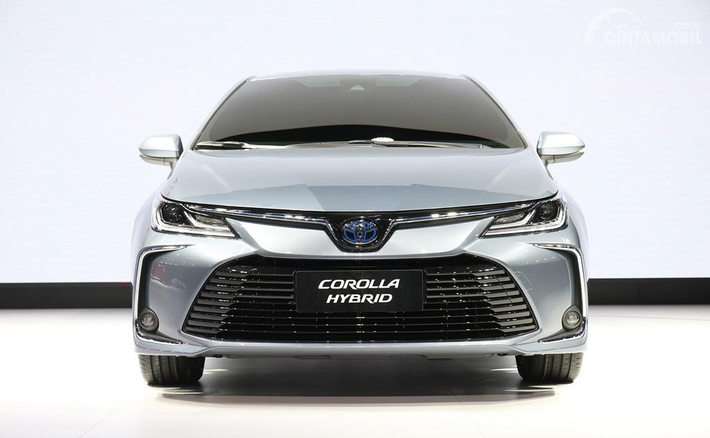 Review Toyota Corolla Altis 2019