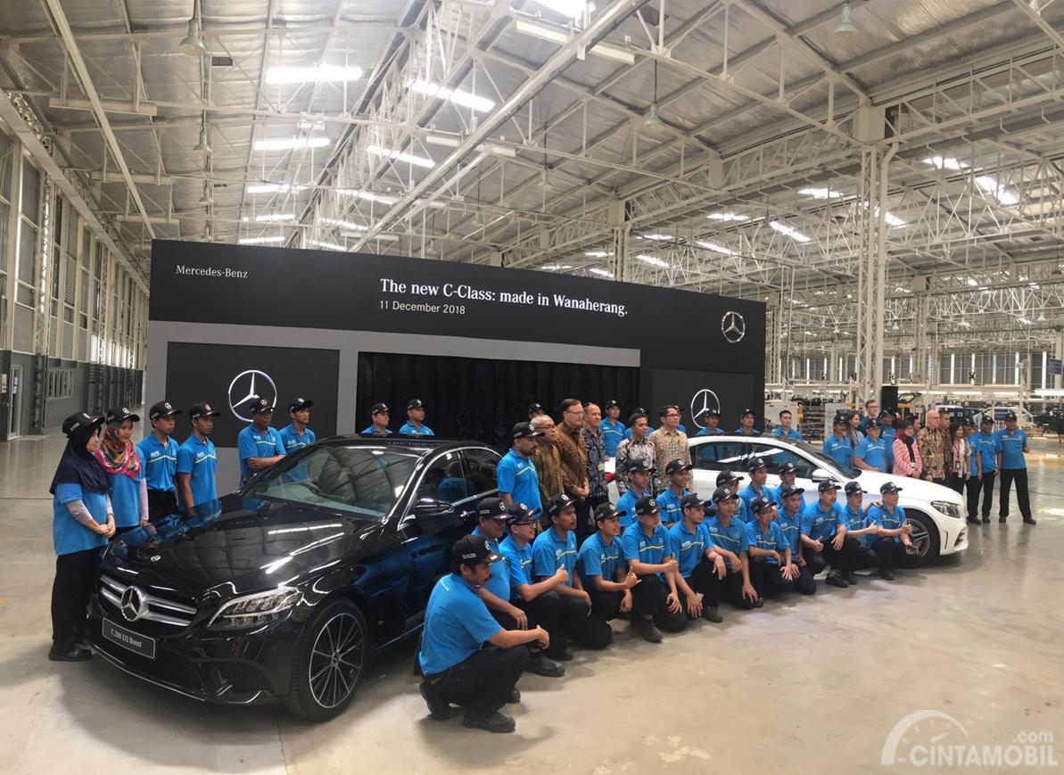 Tutup Tahun 2018 Mercedes Benz C Class Terbaru Resmi Hadir Di