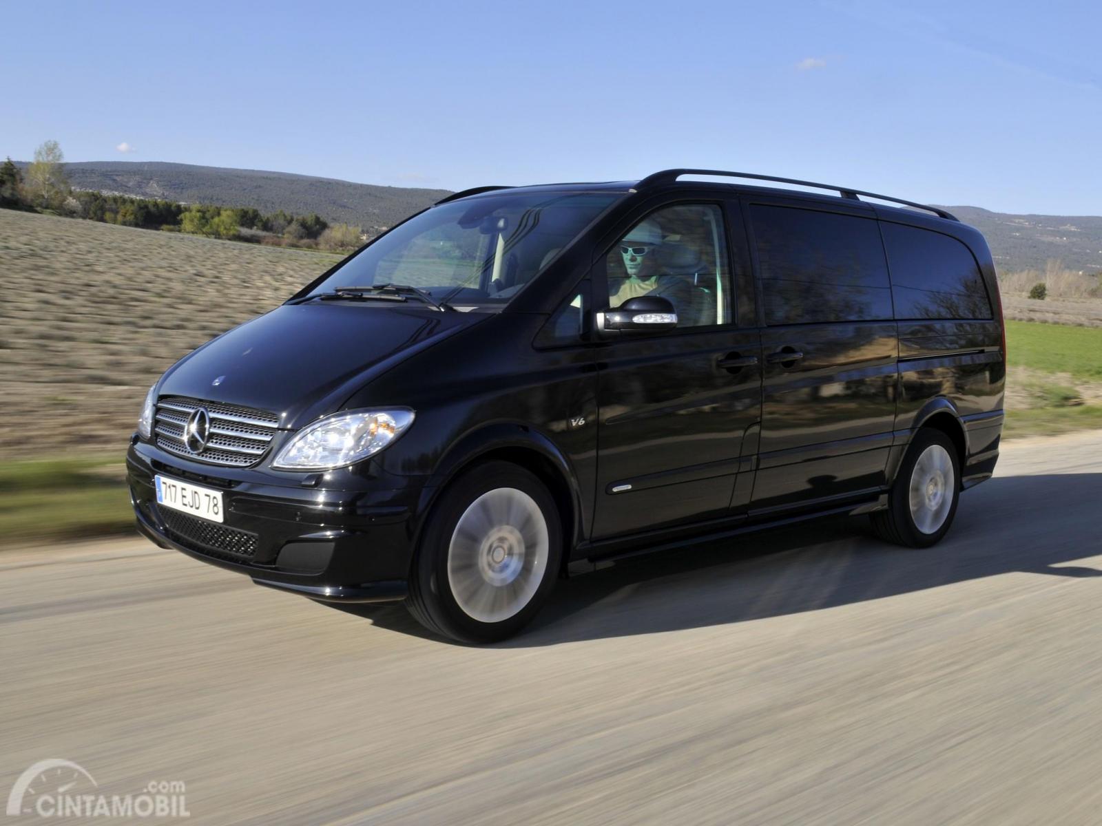 Review Mercedes Benz V 260 LWB 2018