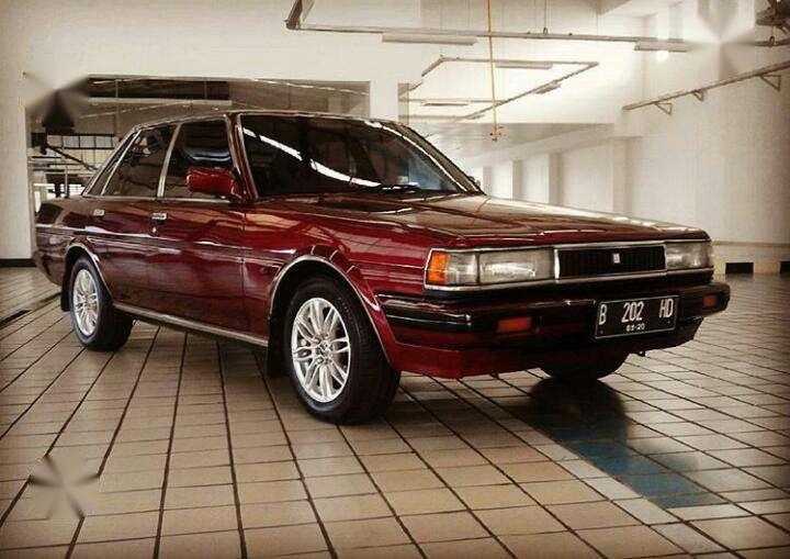 Gambar Mobil Cressida Matic - Galeri Mobil