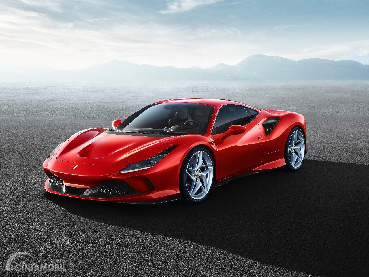 Mobil Ferrari Terbaru Bisa Berjalan Diatas Air - Seputar Jalan