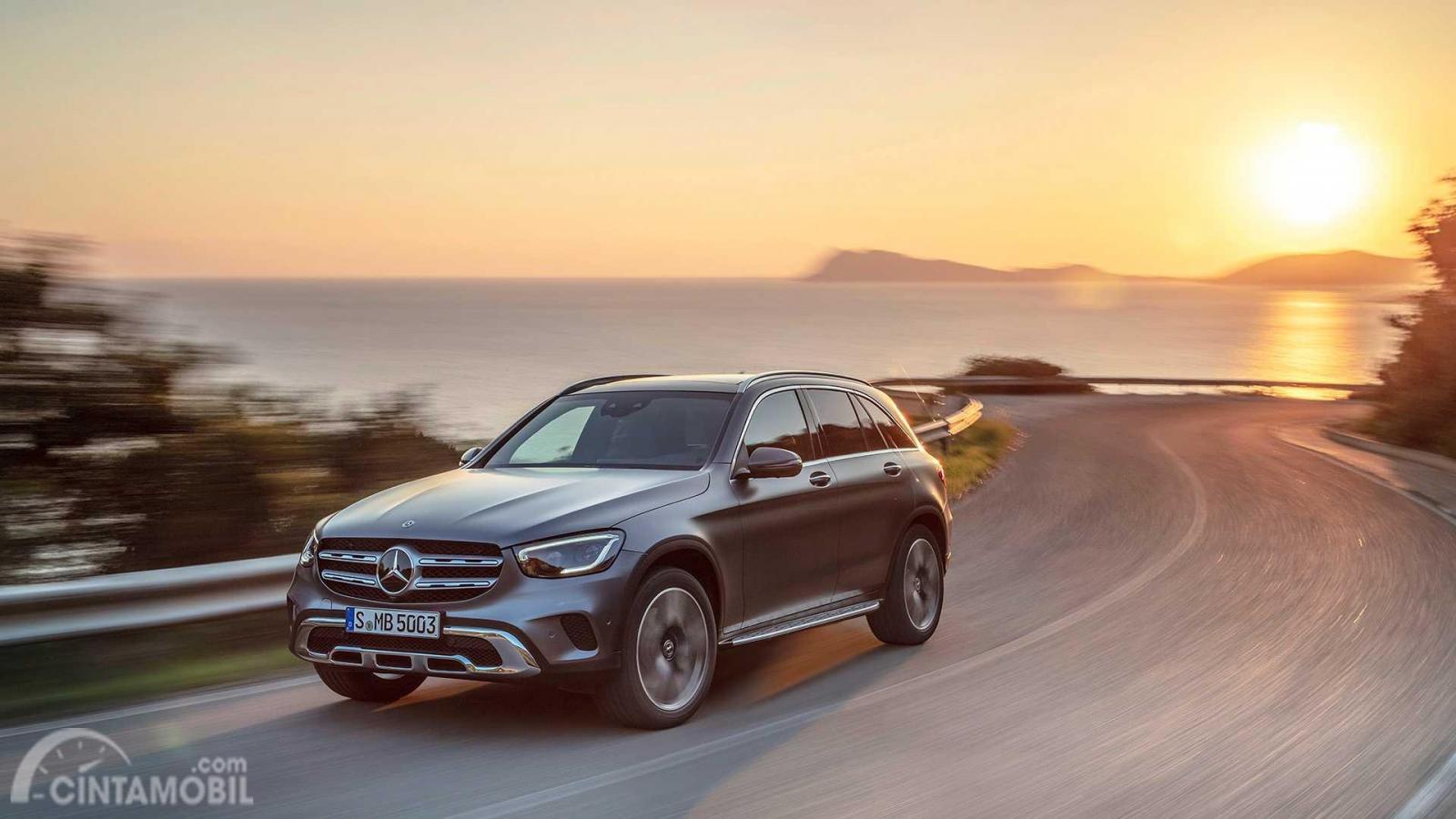 MERCEDES-BENZ GLC | Mercedes benz glc, Mercedes benz, Mercedes