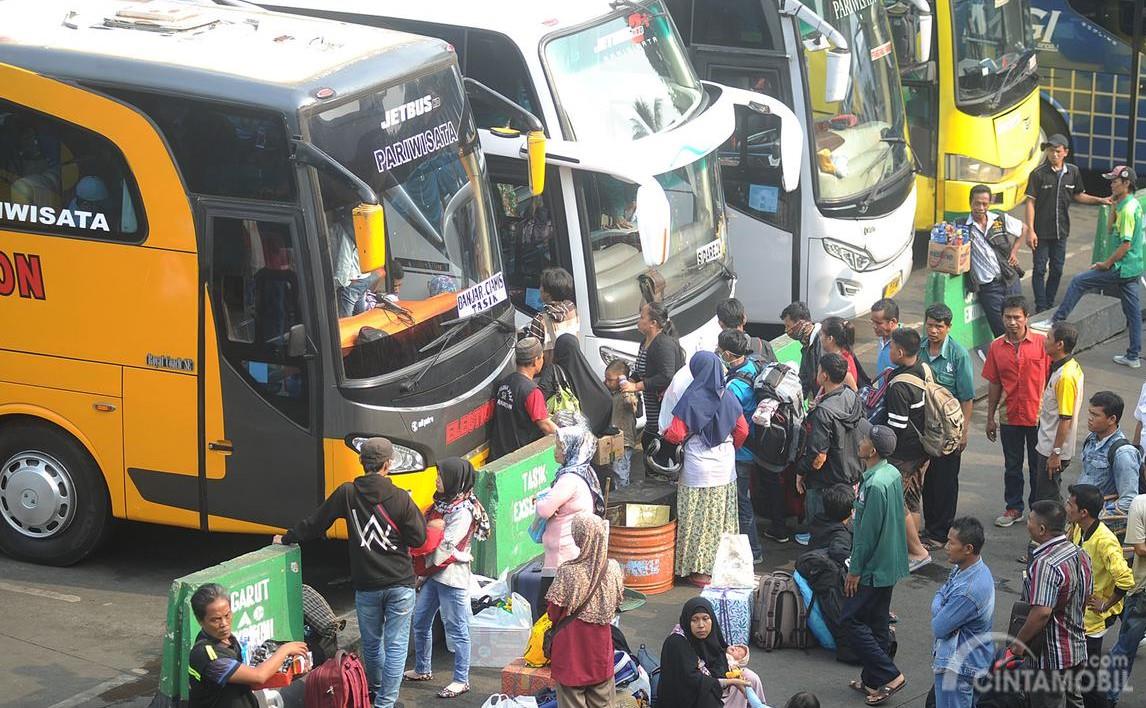 Mudik Jarak Jauh Naik Mobil