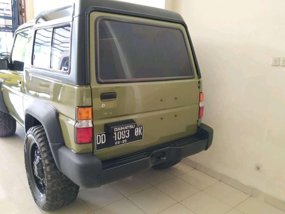 Daihatsu rocky 1997