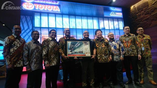 Auto2000 Sudirman Flagship Dealer Dengan Sentuhan Mewah 