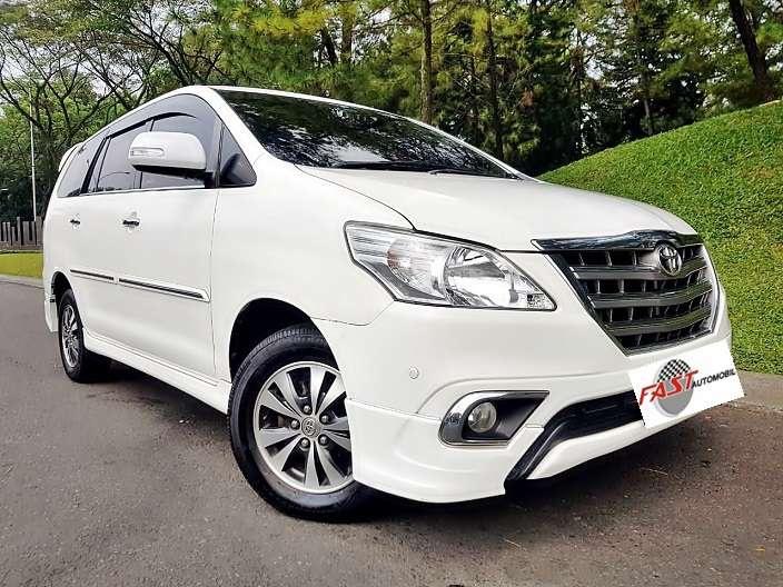 Jual mobil Toyota  Kijang Innova  V Luxury 2022 bekas DKI  