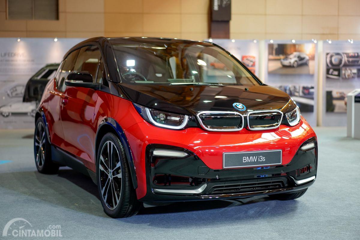  BMW  Apresiasi Pengesahan Regulasi Mobil  Listrik Mau 