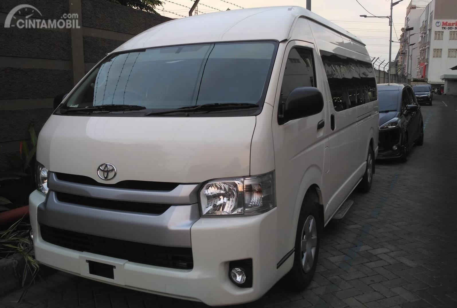 Sejarah Toyota Hiace