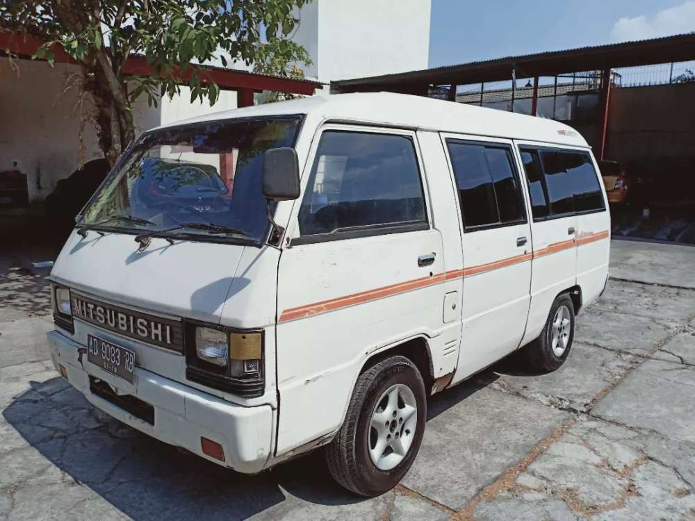 Jual mobil Mitsubishi L300  1995 bekas  Jawa Tengah 4254636