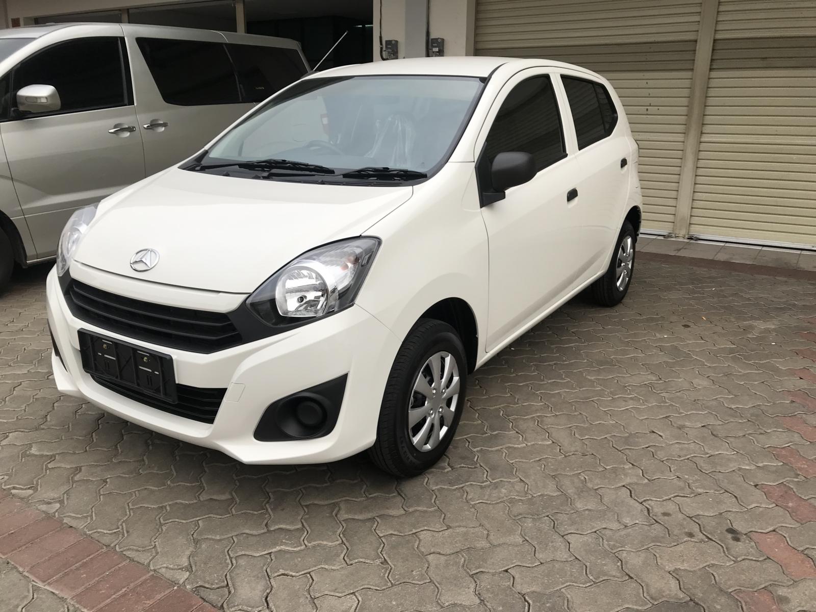 Daihatsu Ayla Kaca Warna Putih - Mobil Bekas - Waa2