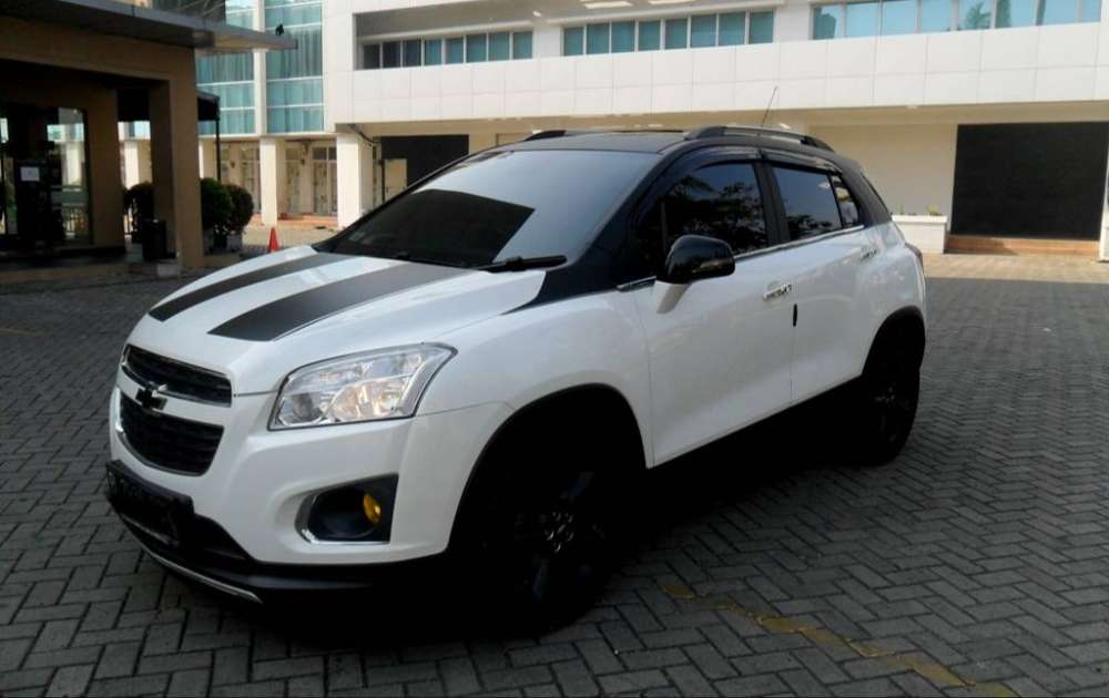 Jual mobil bekas  murah Chevrolet  TRAX  LTZ 2022 di DKI 