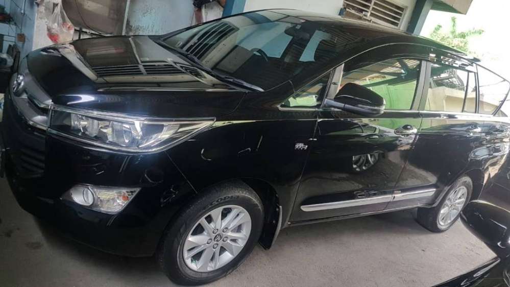 Toyota Kijang Innova Warna Hitam Jawa Timur - Mobil Bekas 