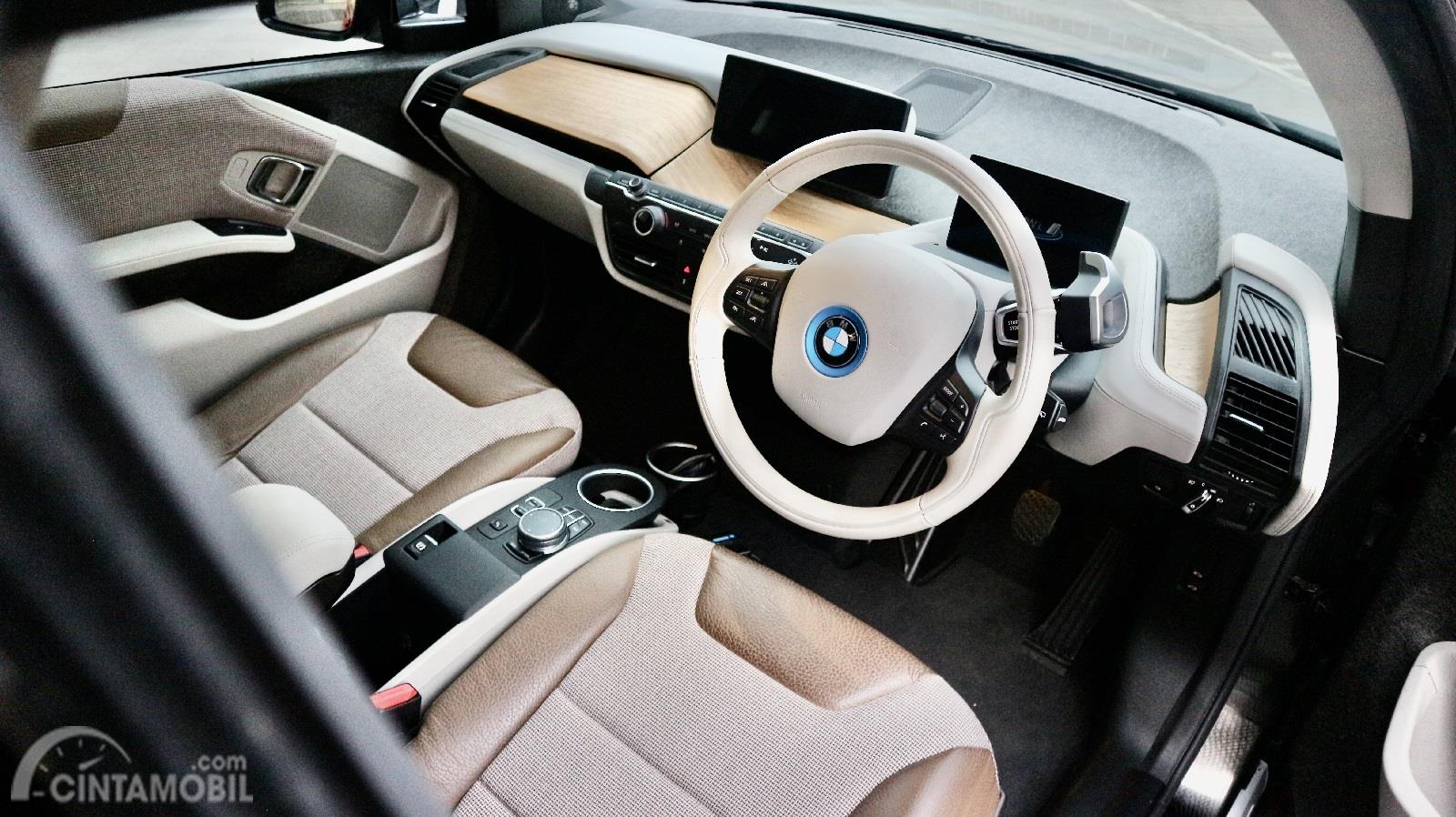 First Impression BMW  i3s  2021 Mobil  Urban Ramah 