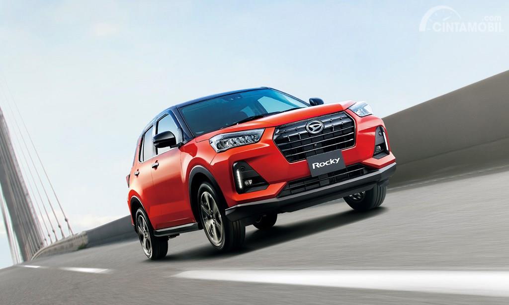 Daihatsu rocky 2019 обзор