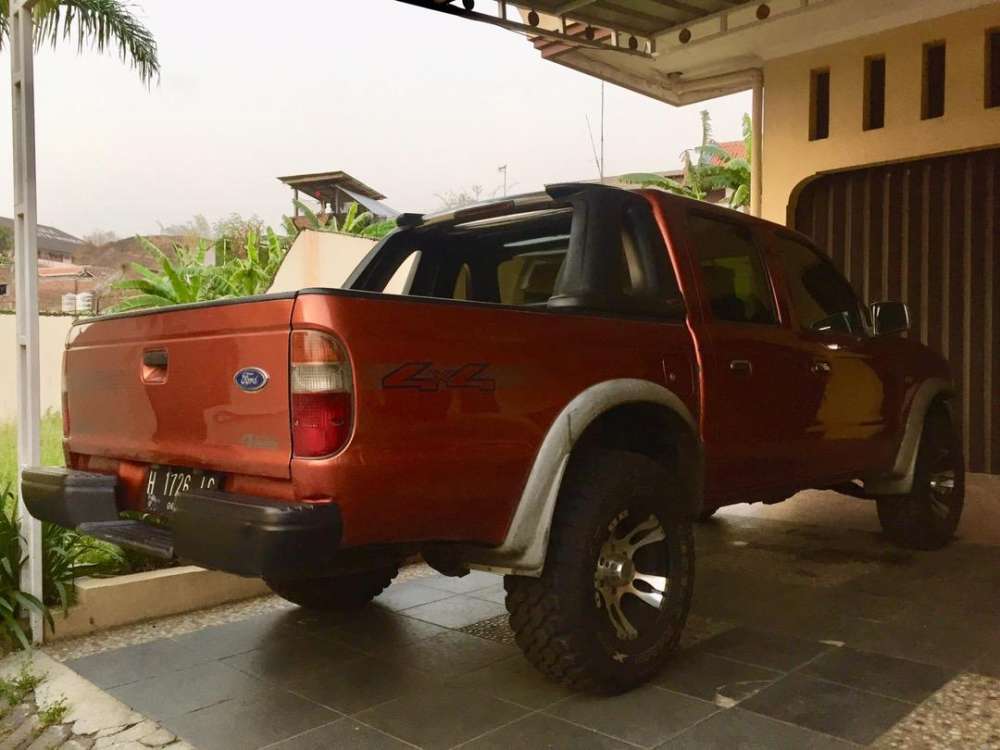 Dijual mobil bekas Ford Ranger Double Cabin, Jawa Tengah ...