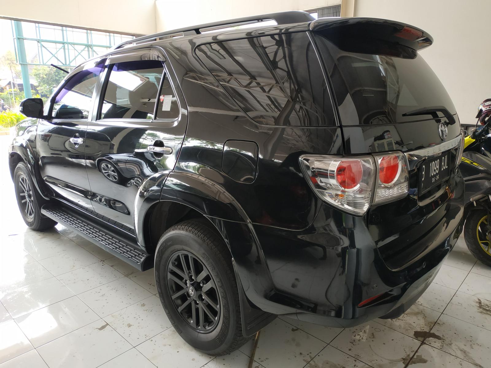 Mobil bekas Toyota Fortuner  G 4x4  VNT  2014 dijual Jawa 