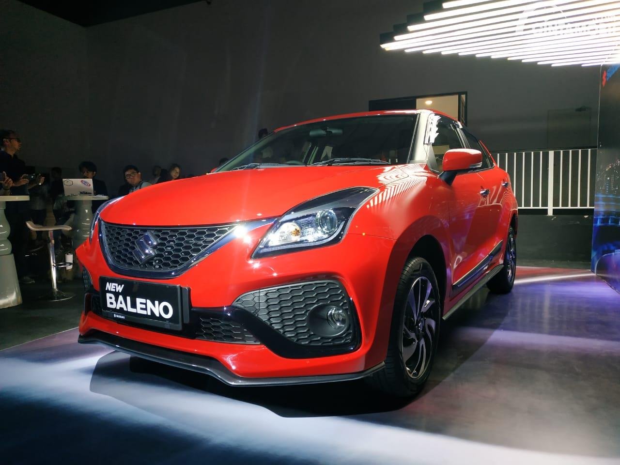 Model Facelift Diluncurkan Ini Penjualan Suzuki Baleno Lama