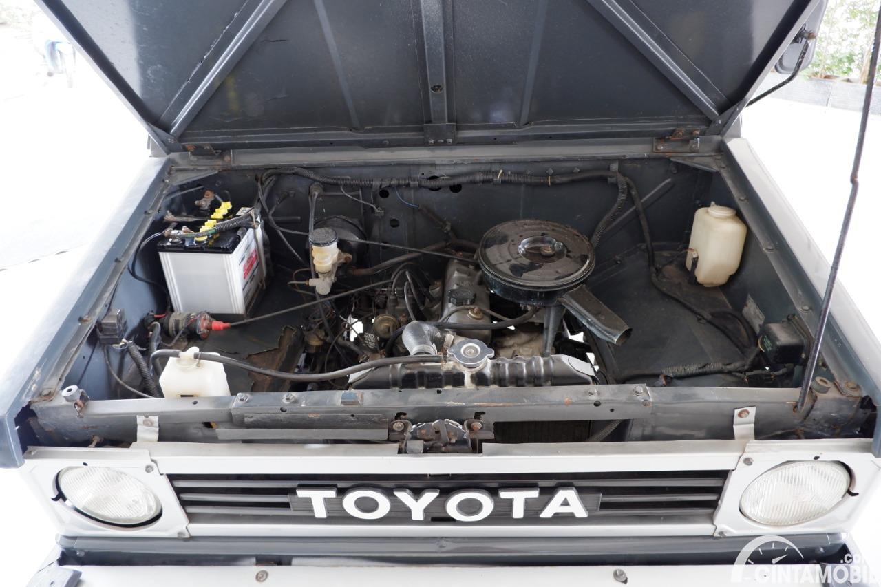 Review Toyota Kijang  1981 Penerus Kesuksesan Generasi Pertama