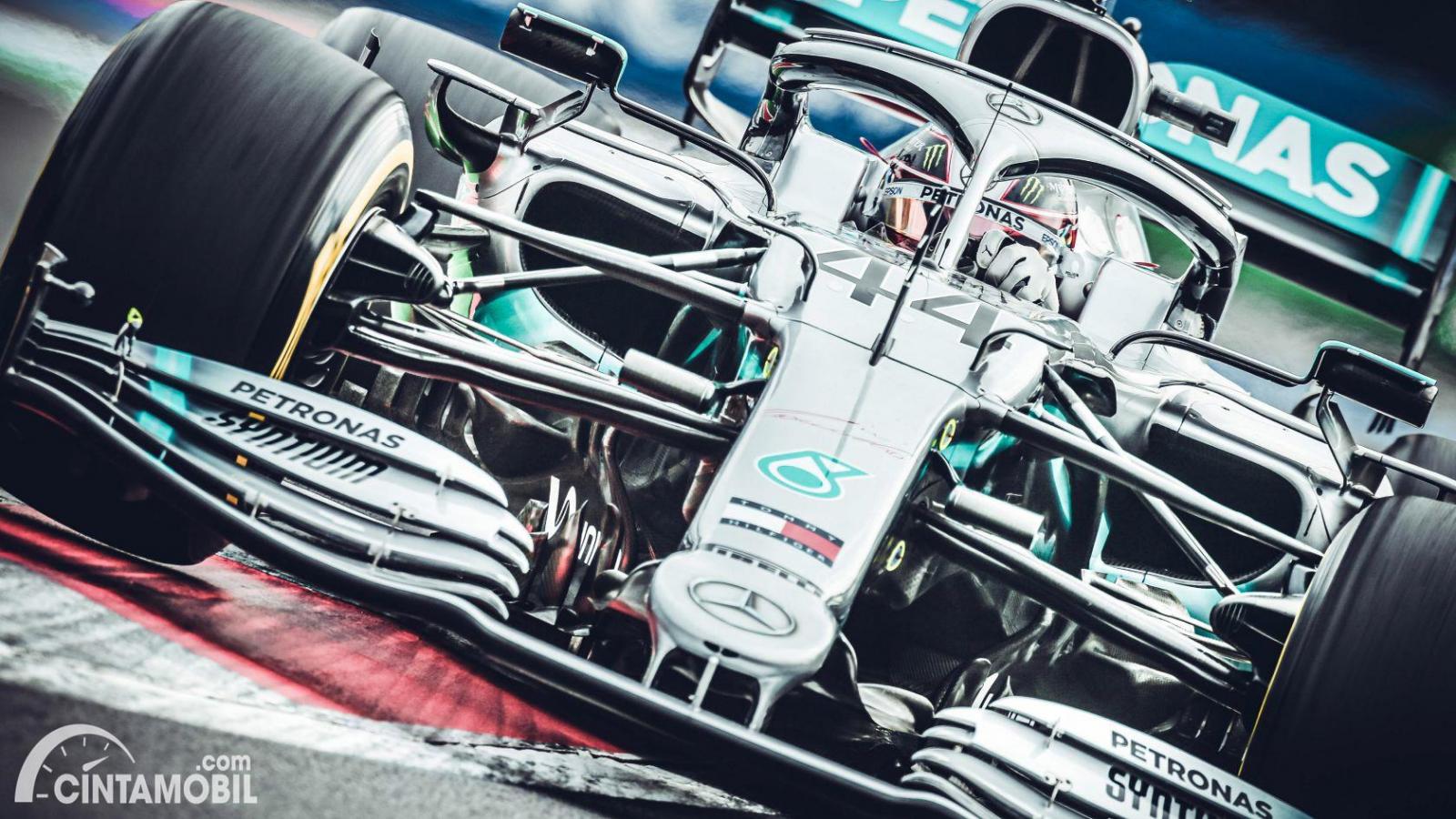 Mercedes F1 Car Hd Wallpaper