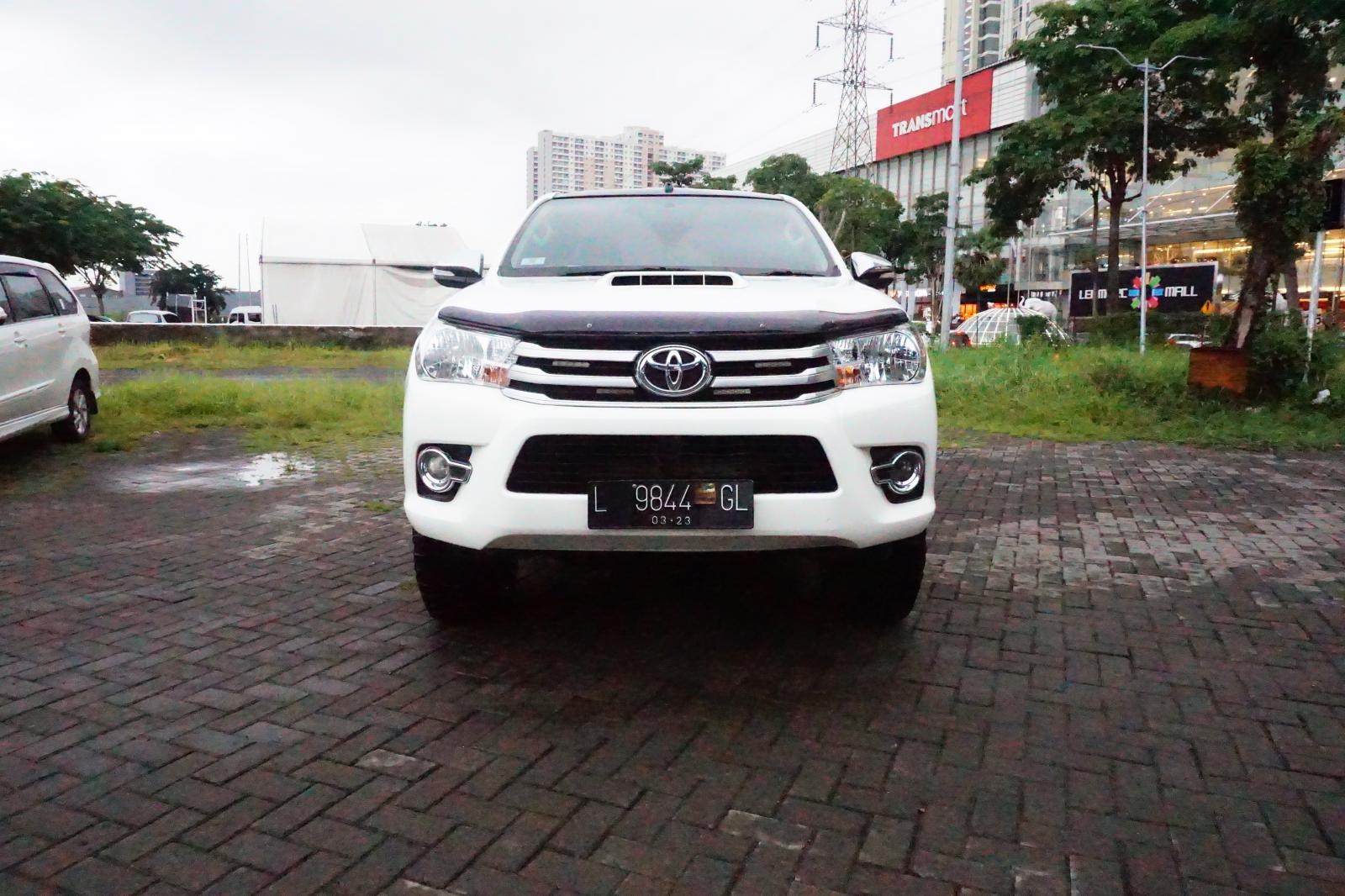  Jual mobil Toyota Hilux G Double Cabin 2015 harga murah di Jawa Timur 