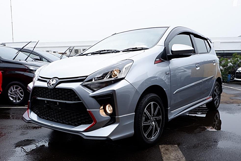  Varian  Lengkap Hatchback Sporty Toyota  New Agya 