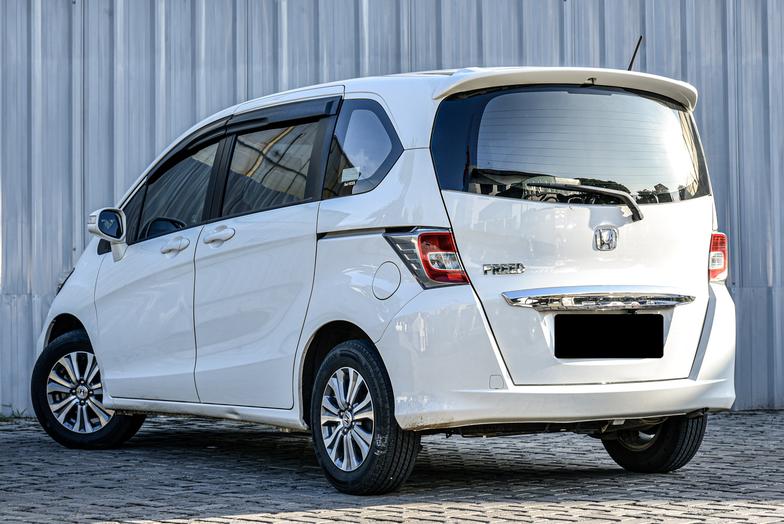 Honda freed 2015