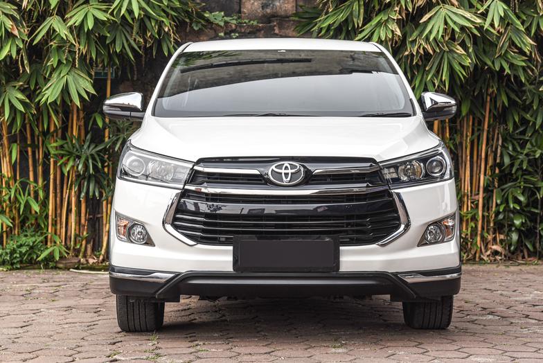 Jual Mobil Bekas Toyota  Kijang Innova  Venturer 2022 di DKI  