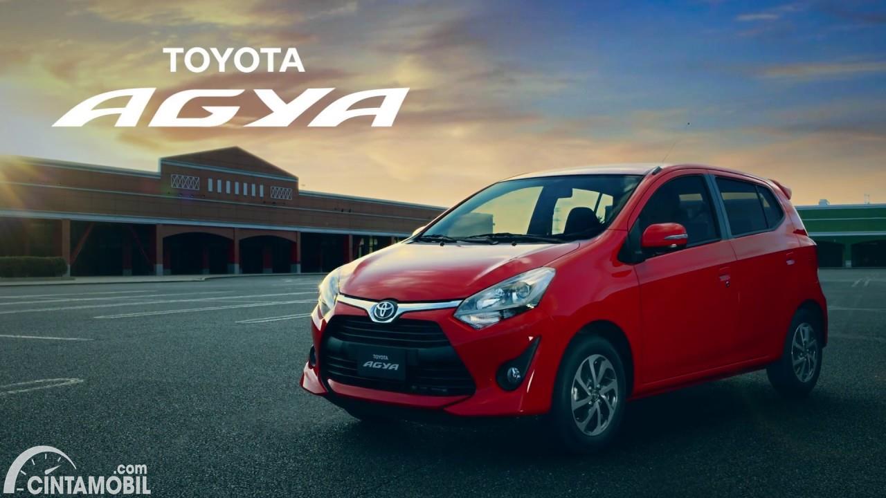 Gambar menunjukkan tampilan Toyota Agya