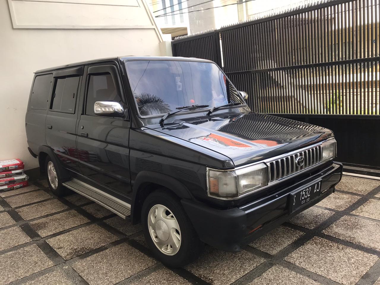 Dijual Mobil Toyota Kijang LGX 1993 Di Jawa Timur 4465322