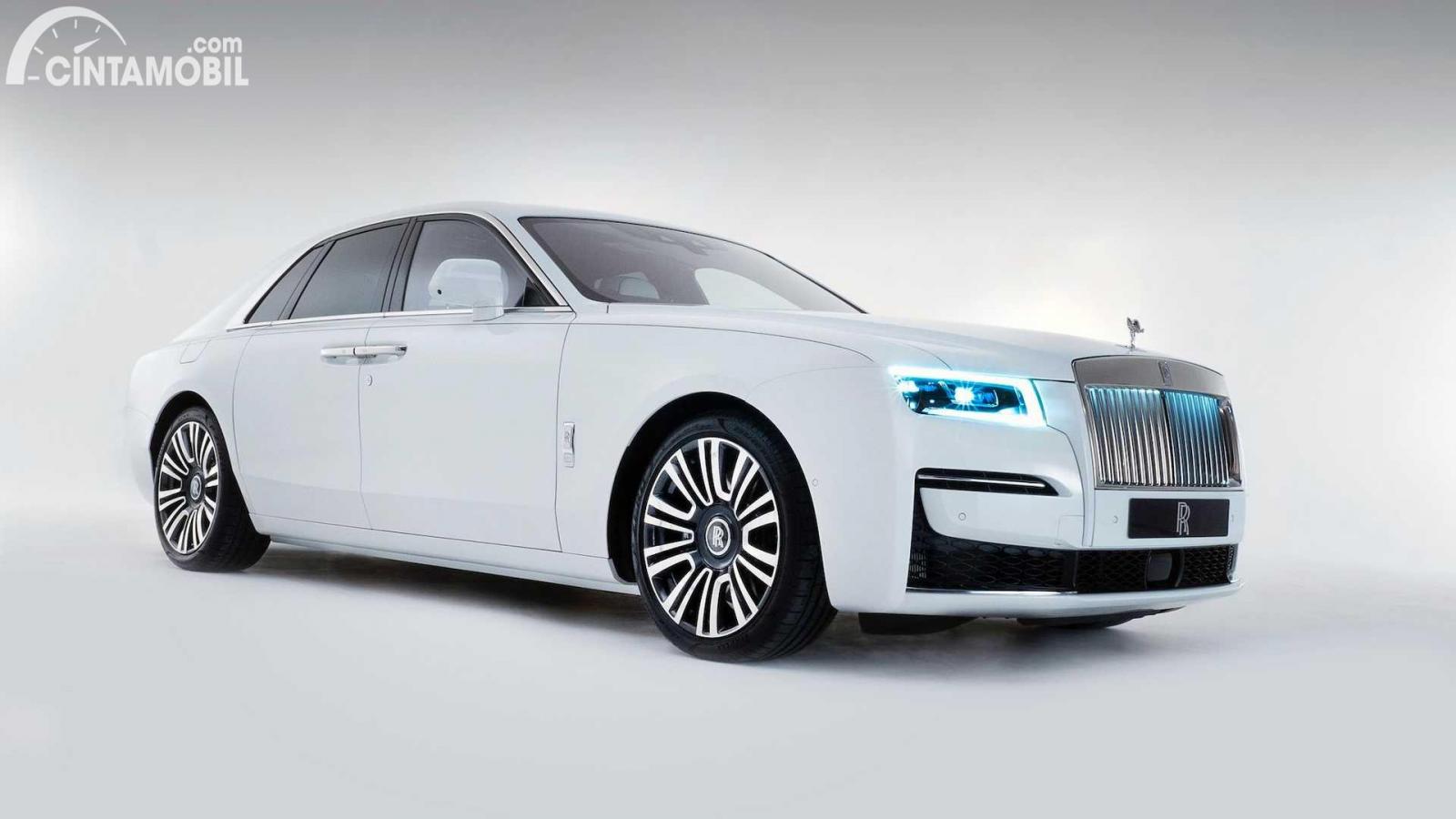 Review Rolls Royce Ghost 2020 Elegan Nan Minimalis Ala Rolls Royce 8863