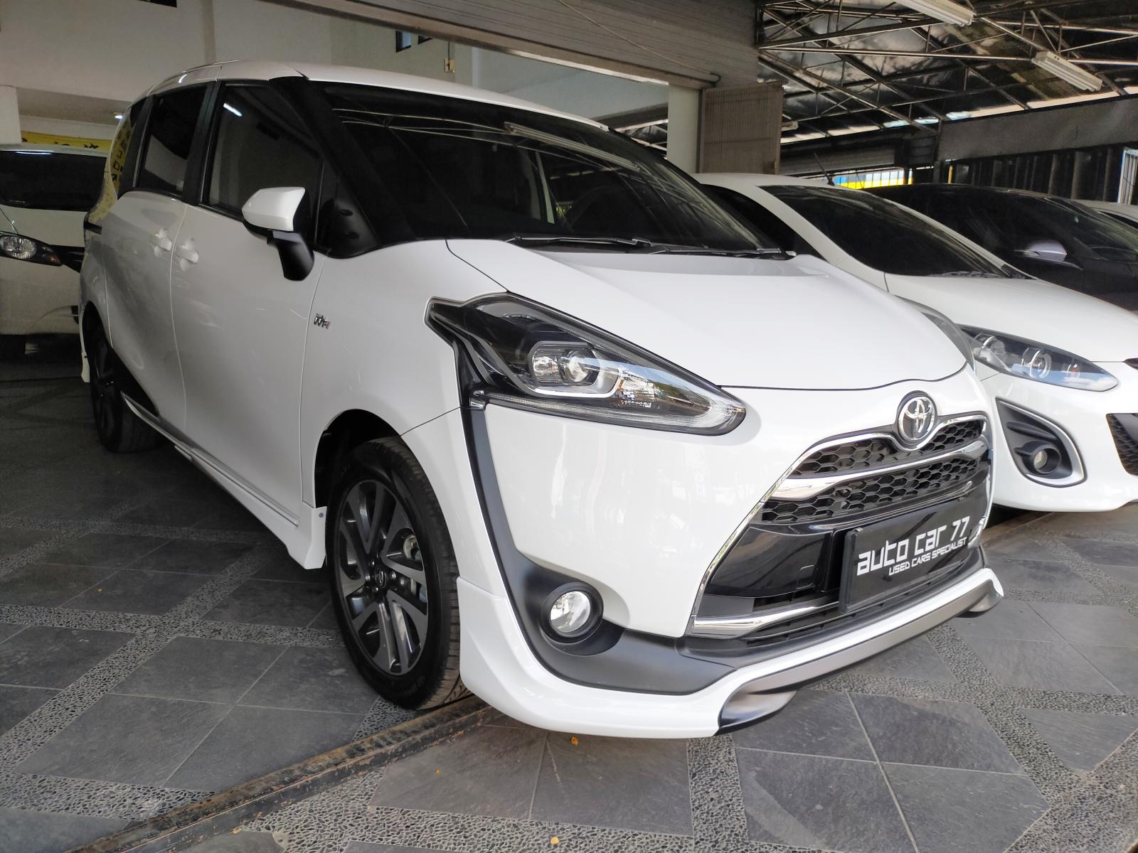 Toyota Sienta Q 2016 Putih 4465980