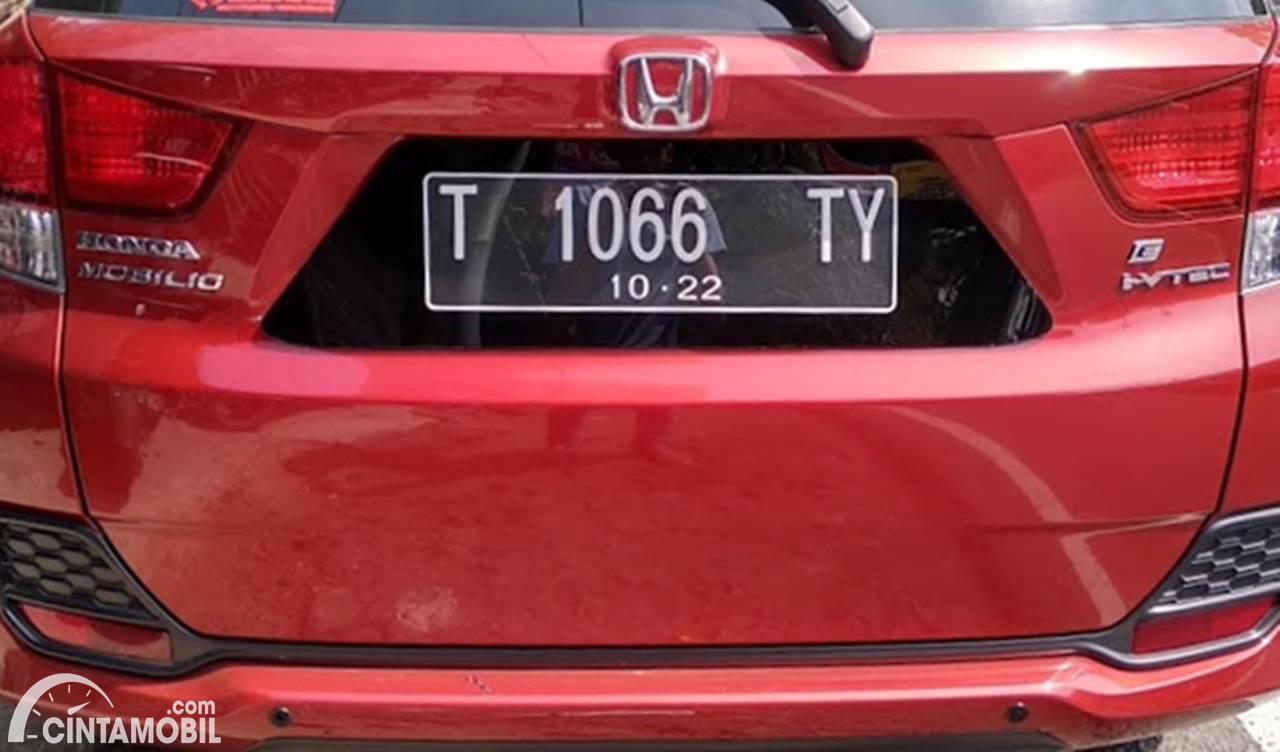 Arti Plat Merah Mengenal Arti Plat Merah Pada Kendaraan Bermotor Dengan Penjelasan Yang Ramah