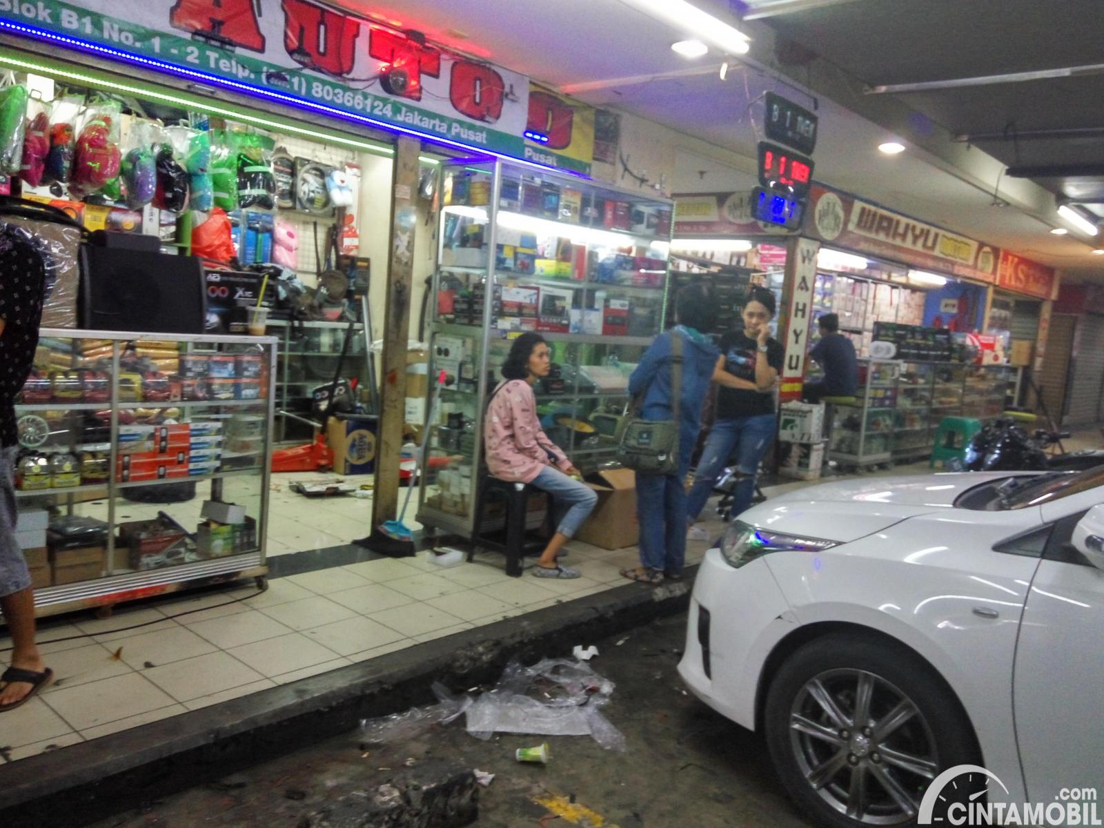 Tempat Berburu Spare Part dan Aksesoris Mobil di Jakarta, Bandung ...