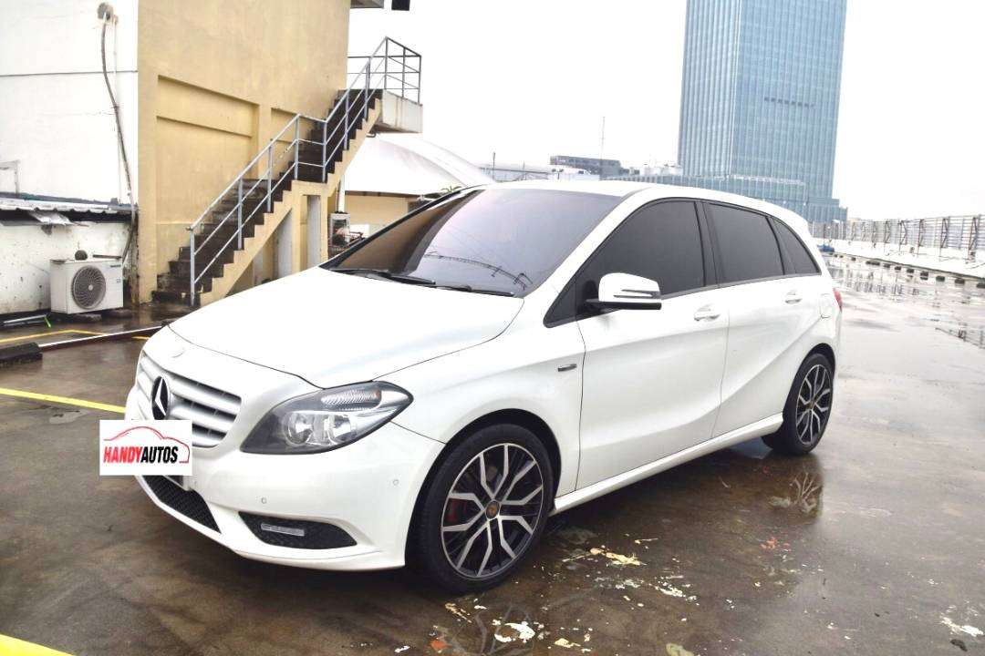 Mercedes-Benz B-CLass B 200 4483901