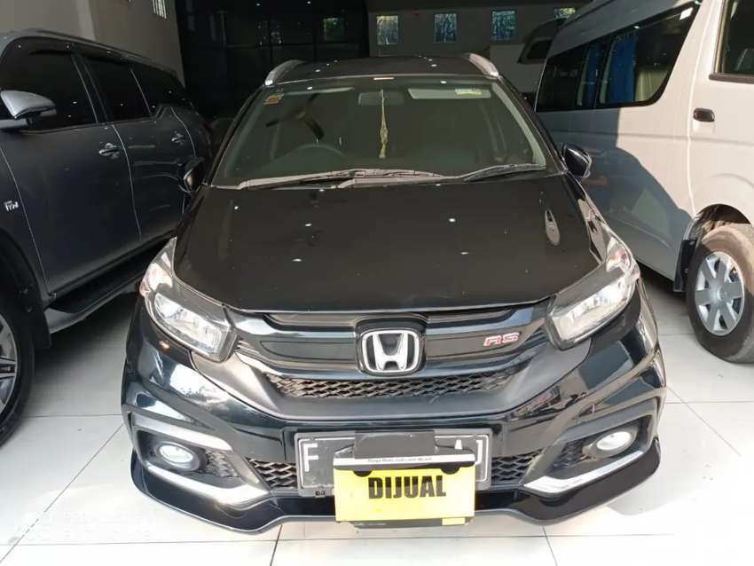 Kredit mobil honda mobilio bekas