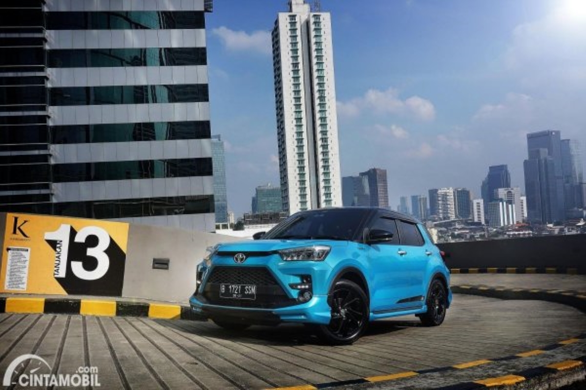 mobil baru Toyota Raize 1.0T GR Sport di Indonesia