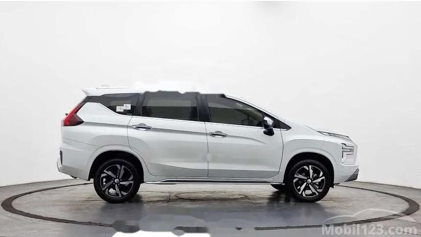 Jual mobil Mitsubishi Xpander Cross 2022 bekas, Jawa Barat 4667359