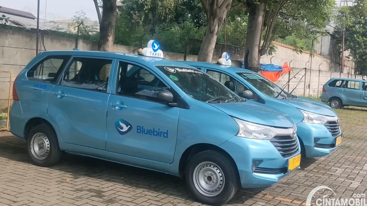 Mobil Bekas Calon Viral 2023, Toyota Avanza Transmover Eks Bluebird