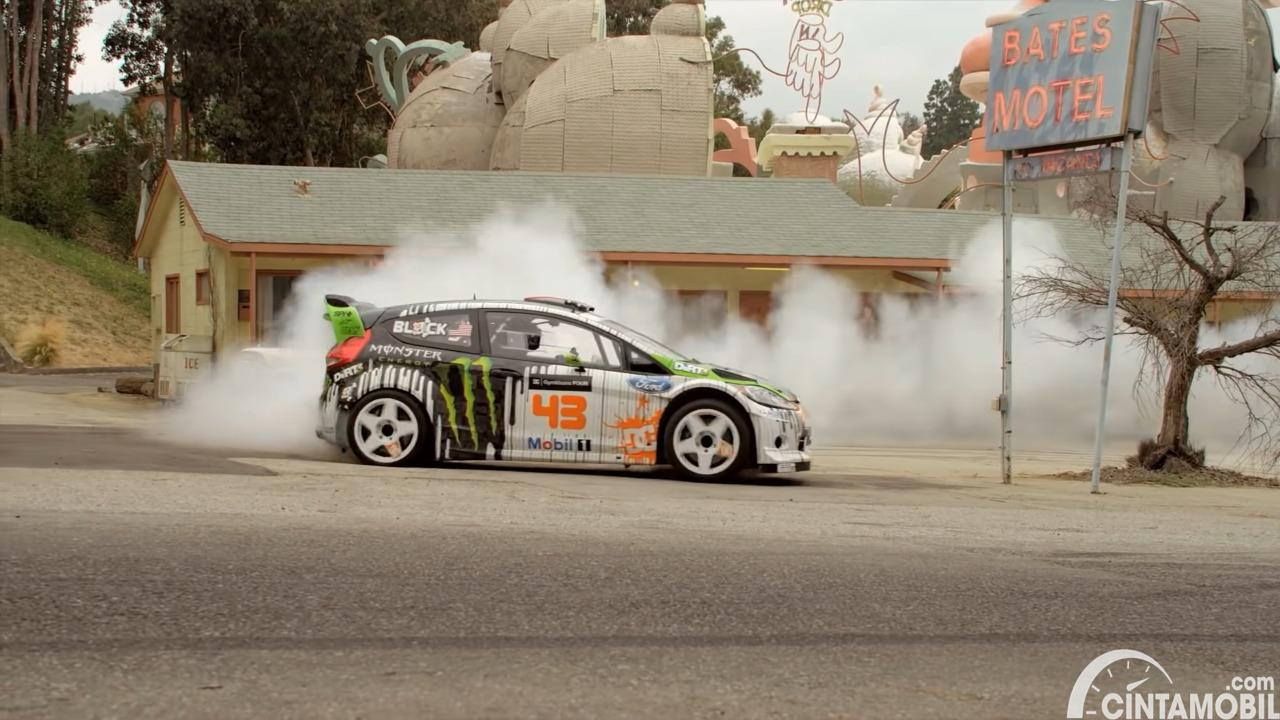 Toyota mr2 Gymkhana