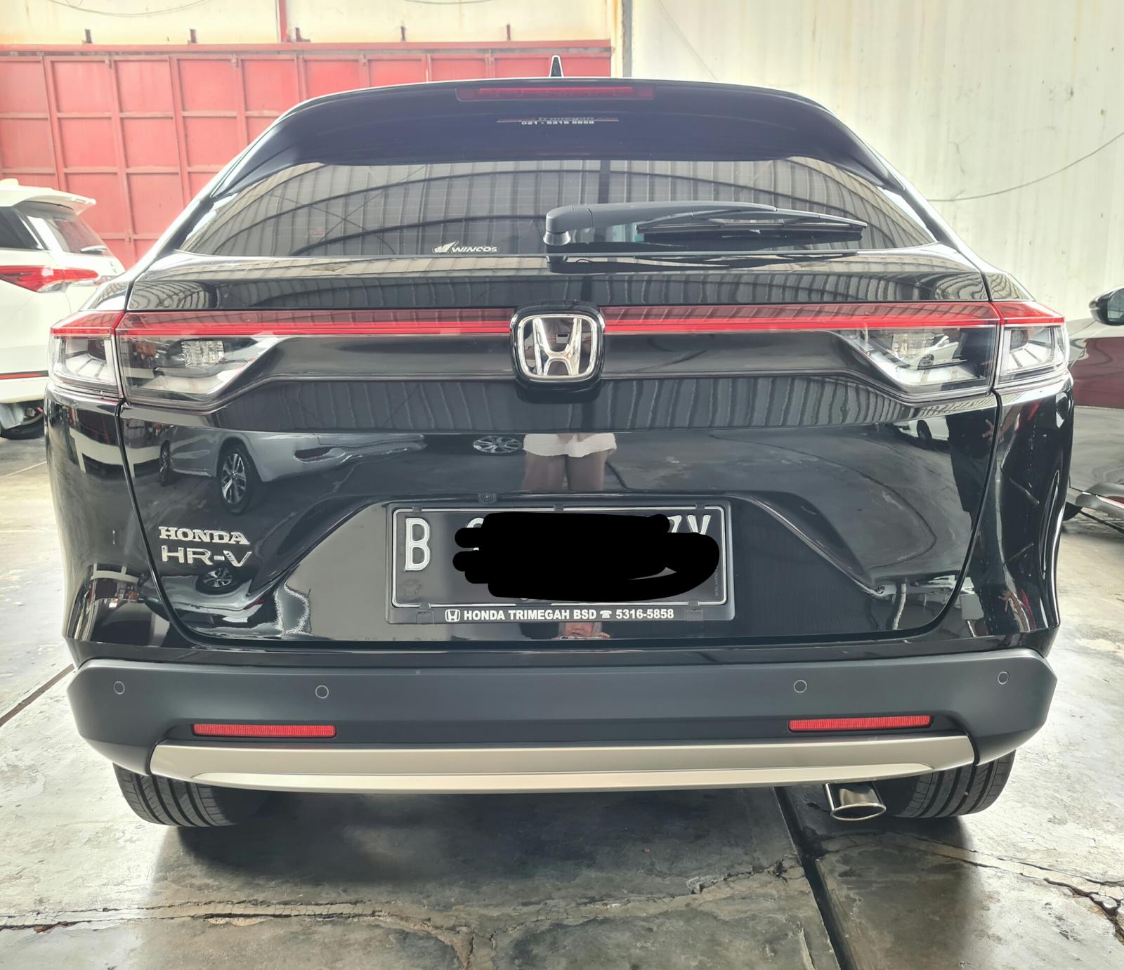 Honda Hrv E At Matic Hitam Km Low Rban Good Condition