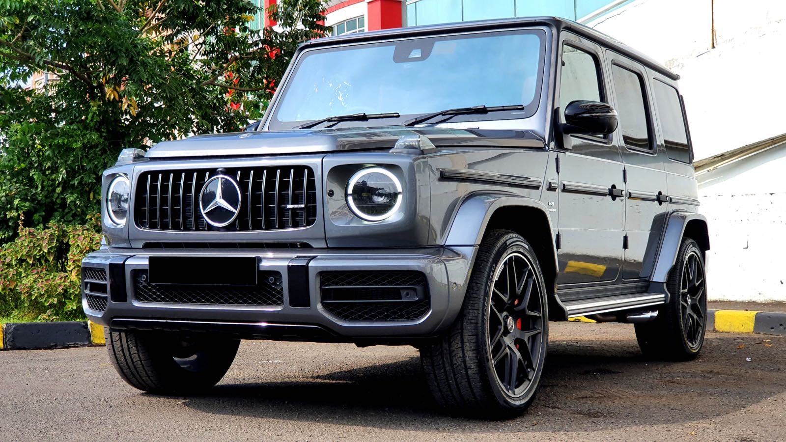 New Mercedes Benz Jeep G63 AMG AT 2023 Grey 4712288